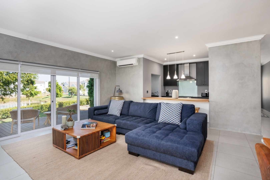 To Let 3 Bedroom Property for Rent in Val De Vie Estate Western Cape